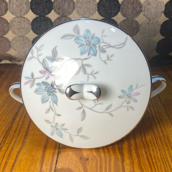 Noritake China Japan 5764 Lorene Sugar Bowl w/ Lid Silver/Blue - Picture 10 of 12